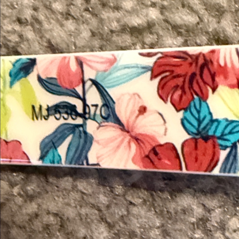 Maui Jim Tortoise Sunglasses with Floral Interior - Picture 4 of 11